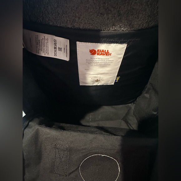 Fjallraven Kånken Black Backpack - Picture 7 of 12